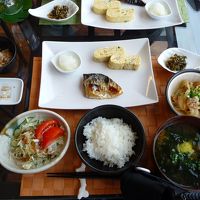 フルーツと食後のドリンクも付きます