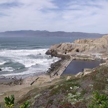 これが眼下に見えるスートロバス