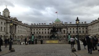 宮殿みたいでした