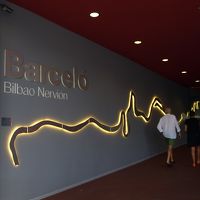 ロビーへの通路