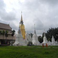 というもののやっぱりお寺なので金ピカもあります。