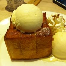 SHIBUYA　HONEY　TOAST