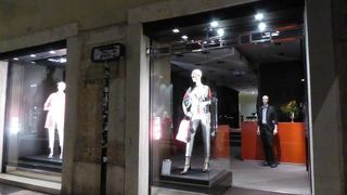 ベローナのエトロはショッピングしやすいです♪