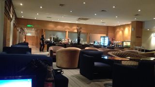 ラウンジを使えないと不便