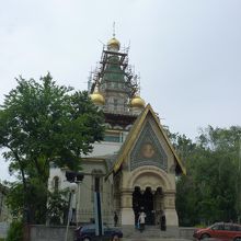 金色に輝くたまねぎ型のドーム