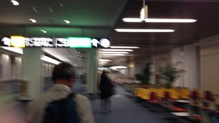 離島乗継は同一航空会社で！