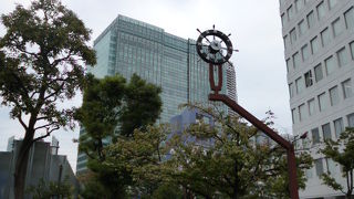 海岸通りを越えると雰囲気が変わります