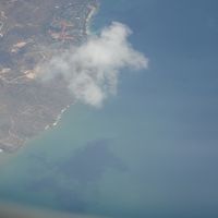 飛行機からホテルが見えます。