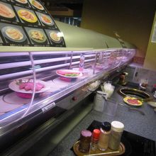 回転寿司ならぬ　回転焼肉