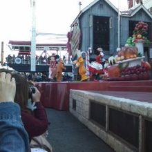 賑やかなショー