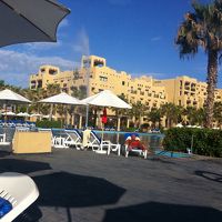 ホテルのプール