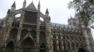 中央の礼拝堂だけじゃない！！すべてが素晴らしい。