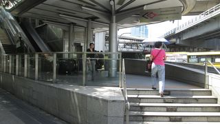 ＭＲＴの南の中心駅