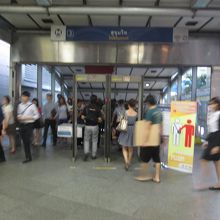 スクンビット駅