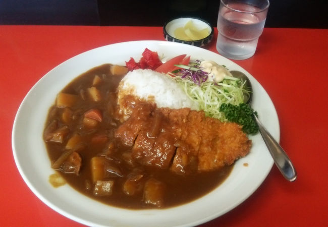 カツカレーを注文