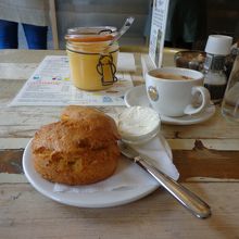 おいしいスコーン。スコーンのモーニングもあったよ