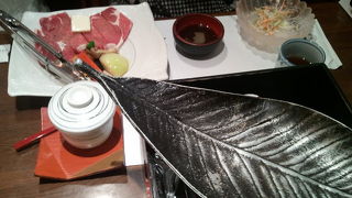 蕎麦はまあまあだが、お肉が硬い！