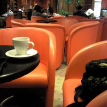 航空会社ラウンジ