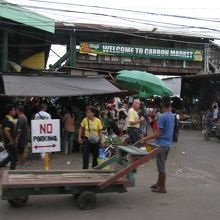 No parkingって、これは車じゃないんだ...きっと