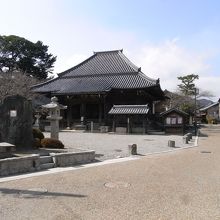 国指定の重要文化財の地蔵院です