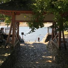 気を付けて遊んでね。