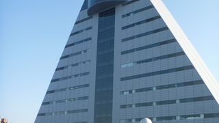 青森土産はだいたいここで揃います。