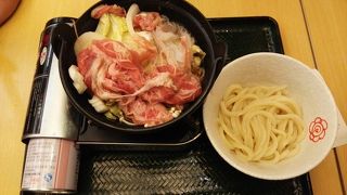 日本とは違うメニューを楽しんでください