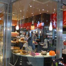 店内の様子です