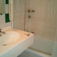 オランダに比べると洗面の高さは普通