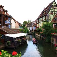 “プティット・ヴィニーズ”と呼ばれる運河沿いの美しい地区が。