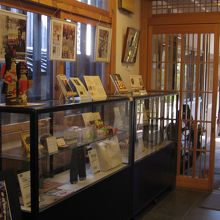 屋内の展示スペース