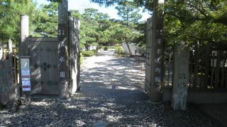 東大寺近くの日本庭園