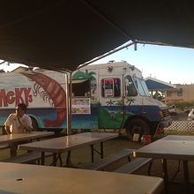 ﾊﾞｽを改造したお店：屋台