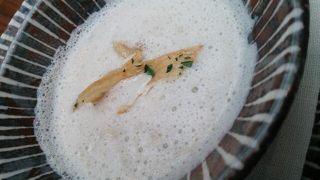 さすが一流ホテルのレストランです