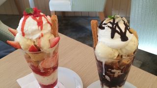 バームクーヘンの入ったパフェ