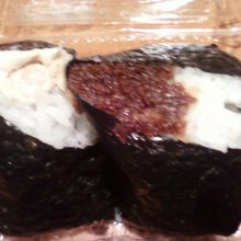 ツナととりそぼろ。いずれも１８０円でした。