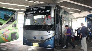 楽＆快適、スワンナプーム空港から直行でホアヒンへ