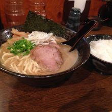 天一のような見た目です