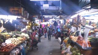 賑やかな雰囲気が楽しめる市場です