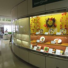 14時過ぎたら軽食タイム