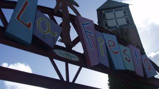 ショッピングセンターではなく廃墟として有名