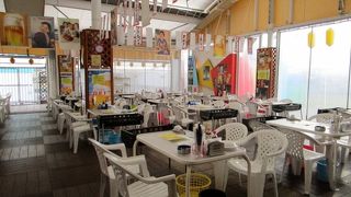 磯貝めんちゃんこ　牡蠣小屋　季節限定の牡蠣小屋　ビルの屋上にあります。