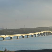 古宇利島を一周して帰る手前で写した古宇利島大橋