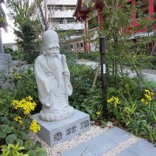 境内の福禄寿像