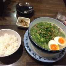 うま塩ネギラーメン