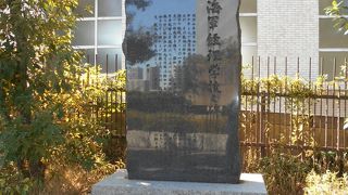 まんざらでもない