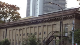 重厚感のある建物