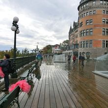 フェアモント ル シャトー フロントナックとテラス・デュフラ