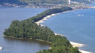 あまりにも有名な景勝地