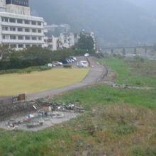 川原の露天風呂